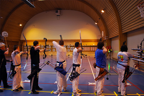 Archers en salle 2x18m